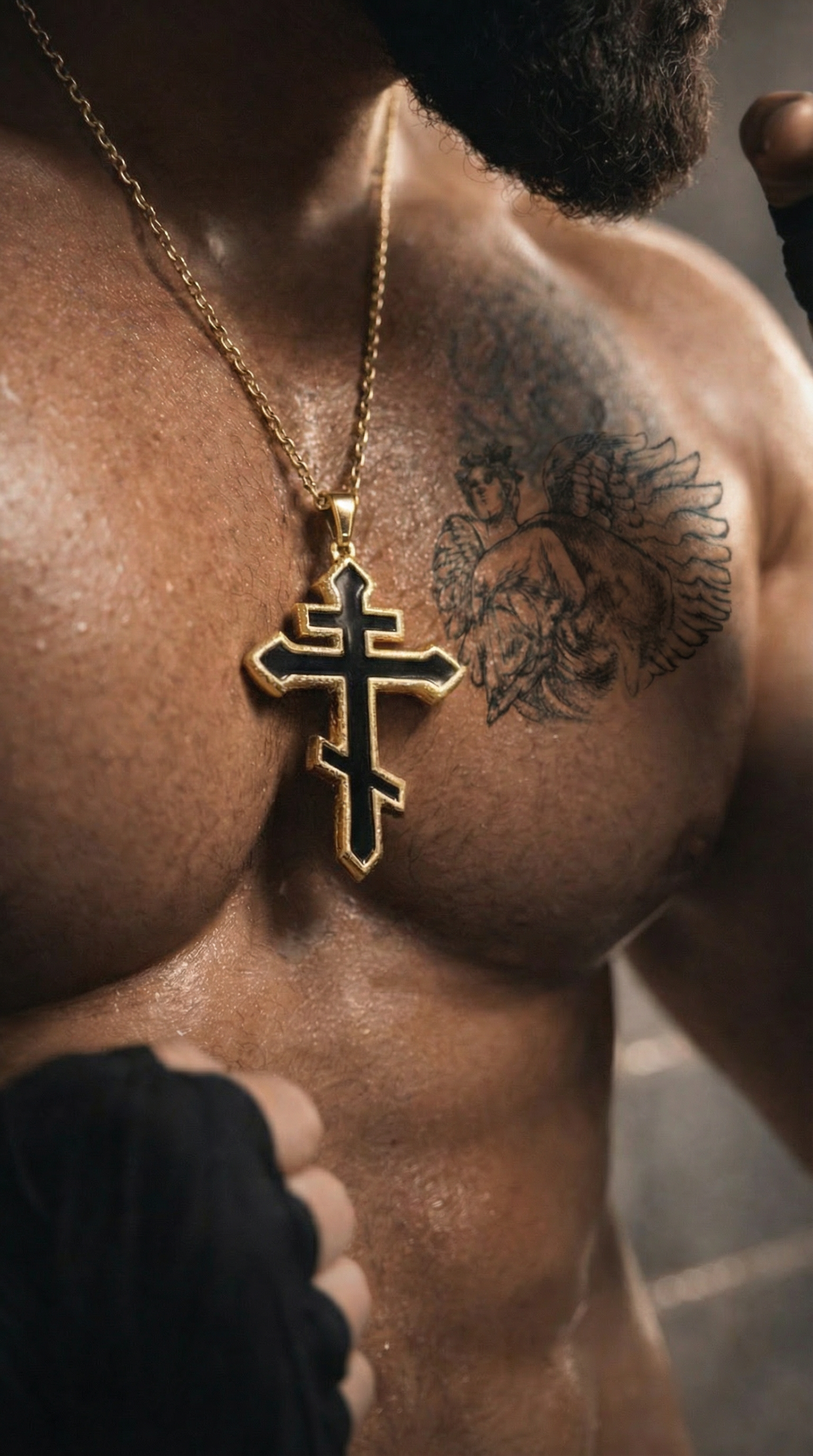 Cruz Romana/Ortodoxa – Diseño Original en oro y esmalte negro